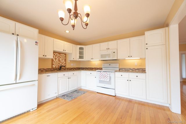 879 Heritage Hills B, Somers, NY 10589