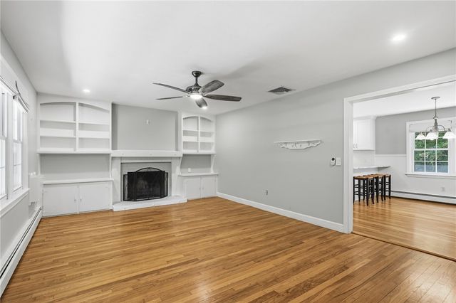 565 Shippeetown Road, East Greenwich, RI 02818