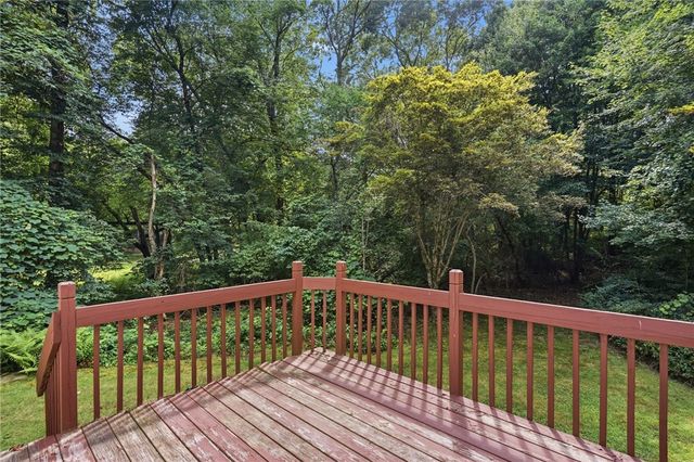 565 Shippeetown Road, East Greenwich, RI 02818