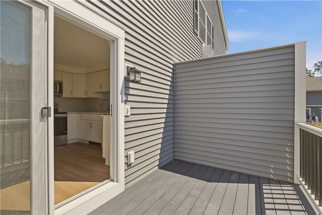 200 Post Road 411, Warwick, RI 02888