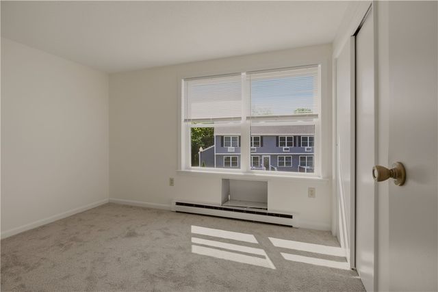 200 Post Road 411, Warwick, RI 02888