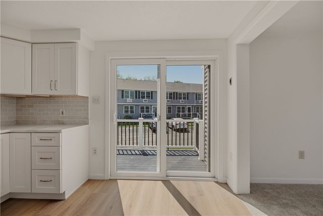 200 Post Road 411, Warwick, RI 02888