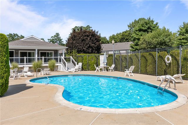 200 Post Road 411, Warwick, RI 02888