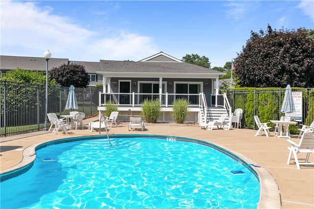 200 Post Road 411, Warwick, RI 02888