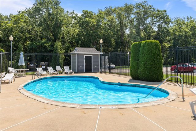 200 Post Road 411, Warwick, RI 02888
