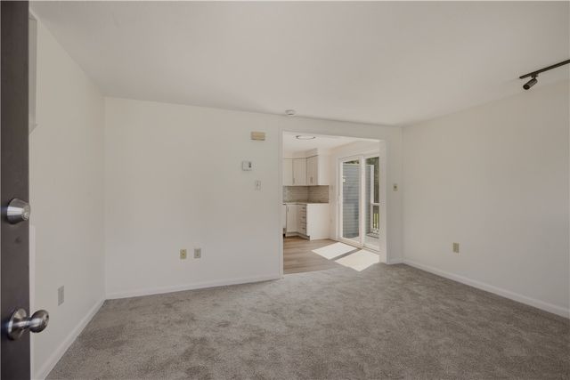 200 Post Road 411, Warwick, RI 02888