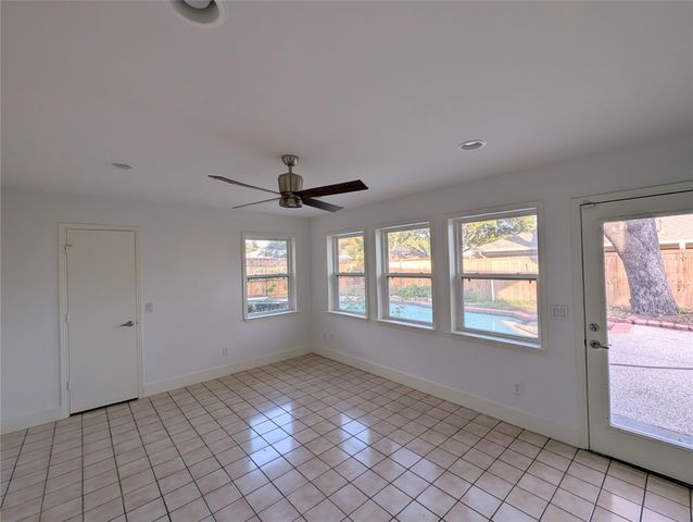 238 Woodcrest Drive, Richardson, TX 75080