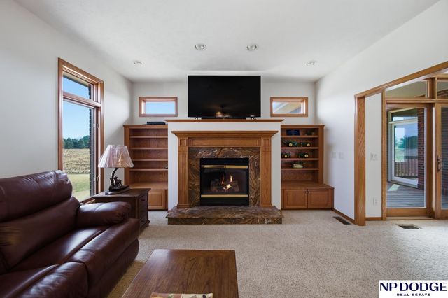 1682 Deer Run, Fremont, NE 68025