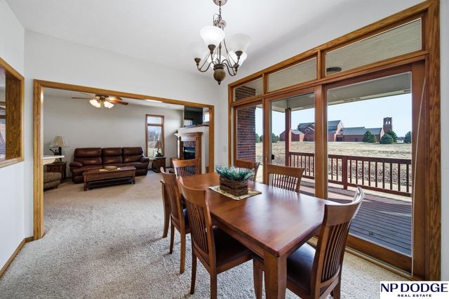 1682 Deer Run, Fremont, NE 68025