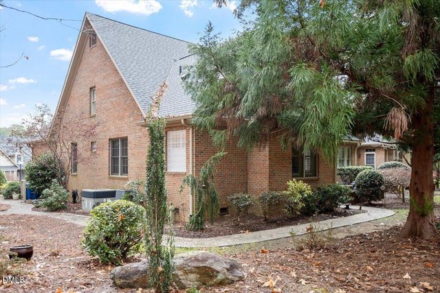 307 Kinross Court, Durham, NC 27712