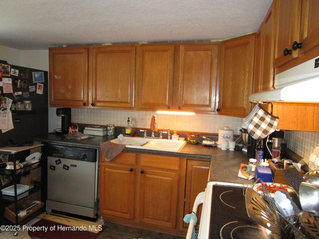 17609 BATHURST Avenue, Spring Hill(pasco), FL 34610