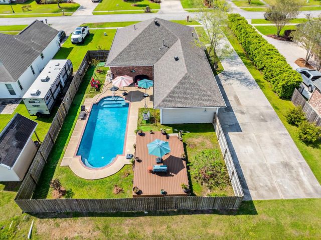 249 Lake Penchant Court, Houma, LA 70360
