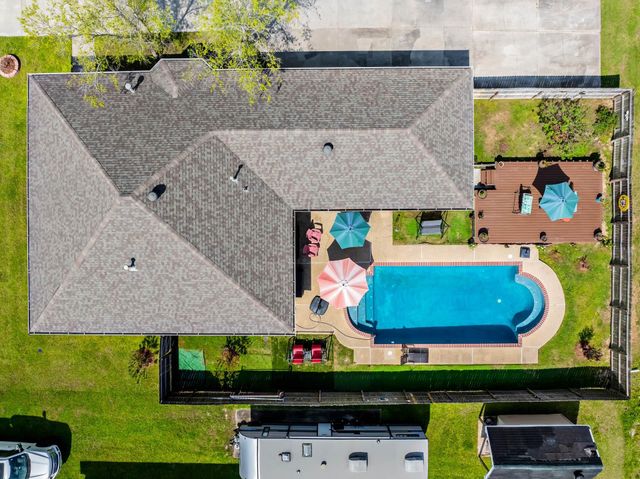 249 Lake Penchant Court, Houma, LA 70360