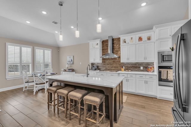 1033 Carriage Loop, New Braunfels, TX 78132