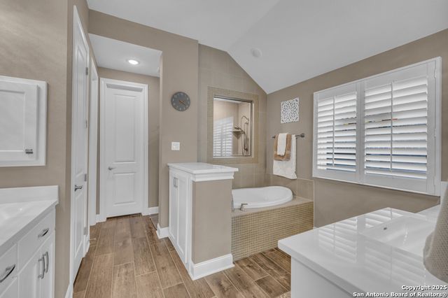 1033 Carriage Loop, New Braunfels, TX 78132