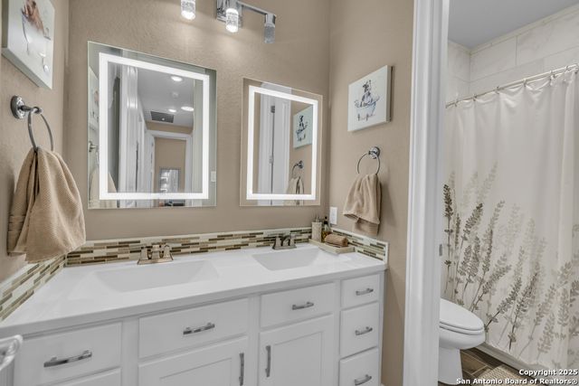 1033 Carriage Loop, New Braunfels, TX 78132