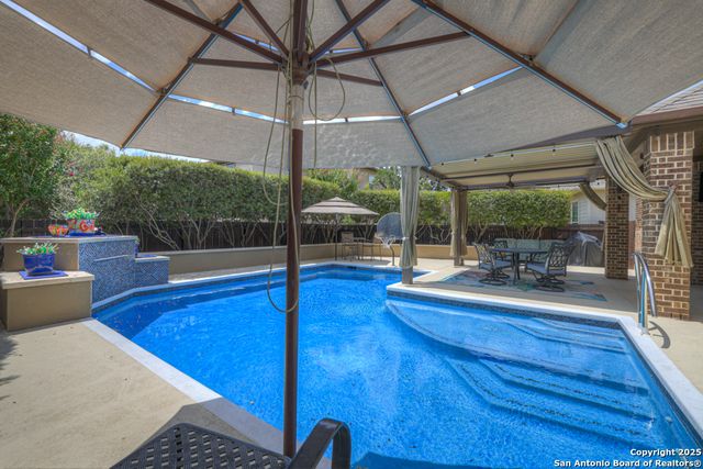 1033 Carriage Loop, New Braunfels, TX 78132