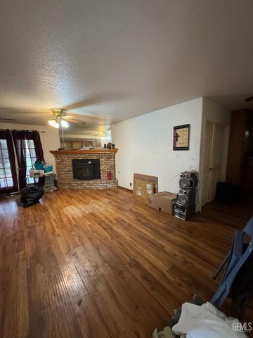 21604 Diane Court, Tehachapi, CA 93561