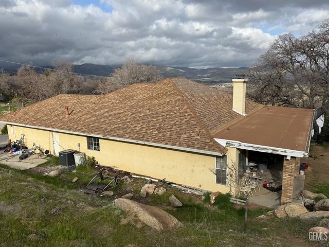 21604 Diane Court, Tehachapi, CA 93561
