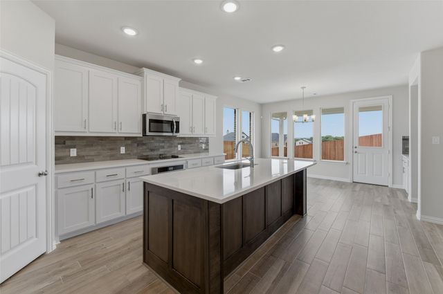 2304 Shamrock Lane, Weatherford, TX 76087