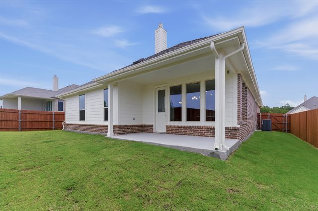 2304 Shamrock Lane, Weatherford, TX 76087