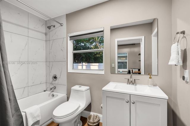 1100 NW 7th Ave, Fort Lauderdale, FL 33311