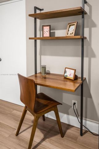 1100 NW 7th Ave, Fort Lauderdale, FL 33311