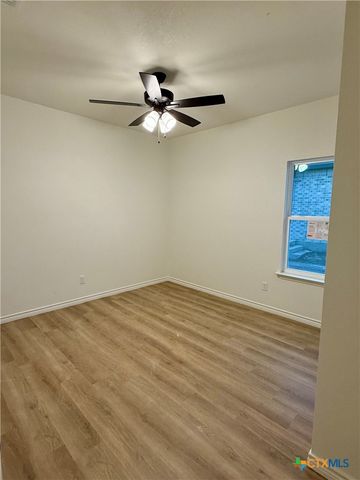 102 Leon Lane, Copperas Cove, TX 76542