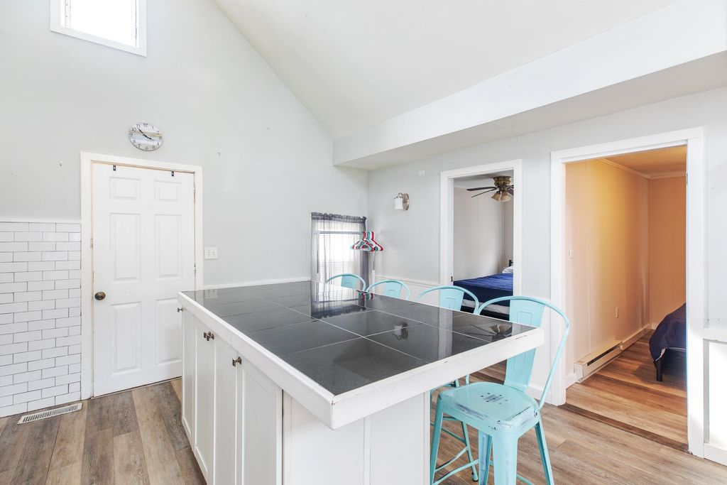 Image 14 of property listing at 4 H Street, Hampton, NH 03842
