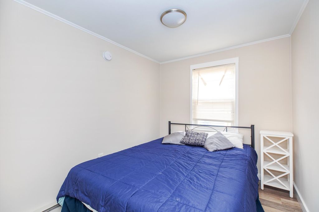 Image 16 of property listing at 4 H Street, Hampton, NH 03842