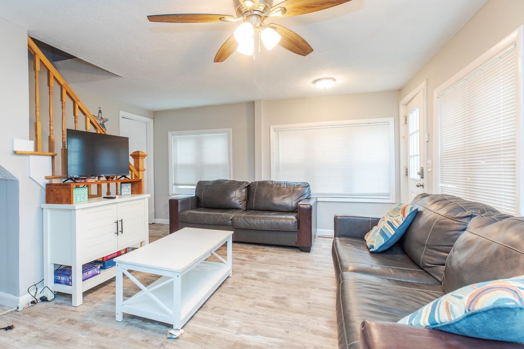 Image 23 of property listing at 4 H Street, Hampton, NH 03842