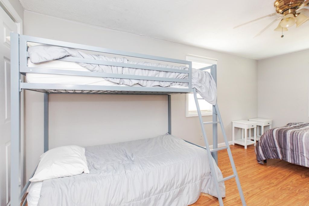 Image 30 of property listing at 4 H Street, Hampton, NH 03842
