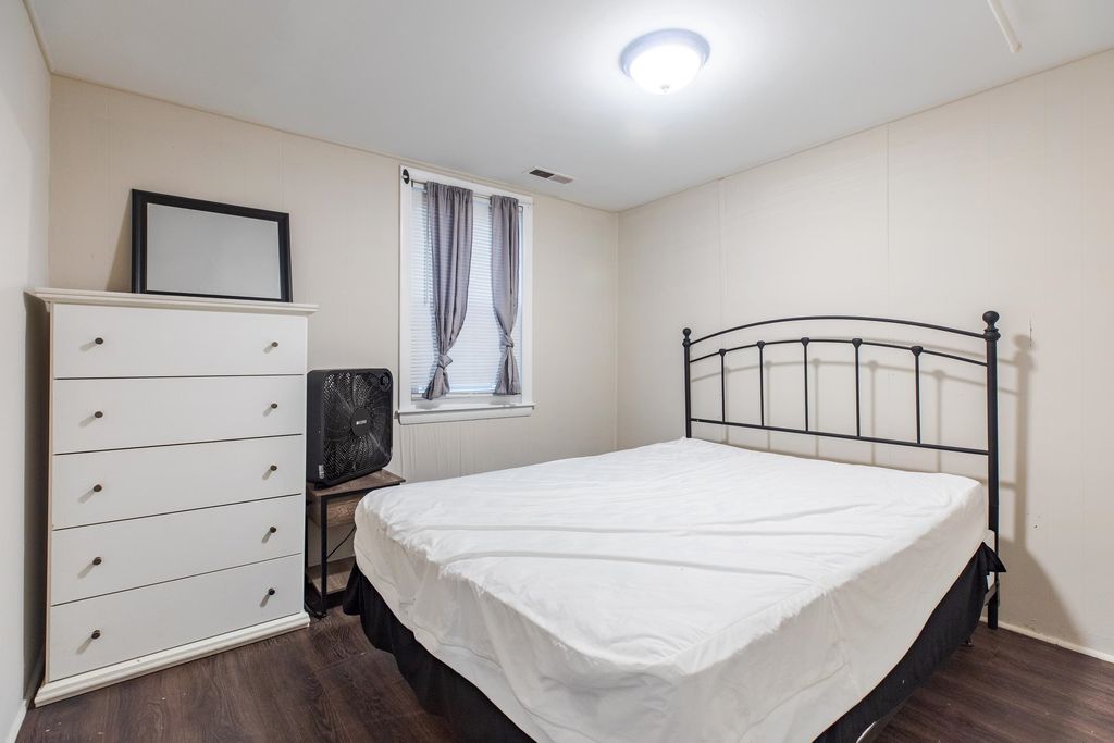 Image 44 of property listing at 4 H Street, Hampton, NH 03842