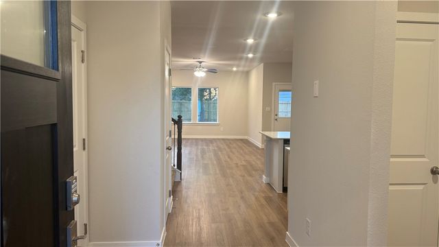 158 Kokomo Dr, Rockport, TX 78382