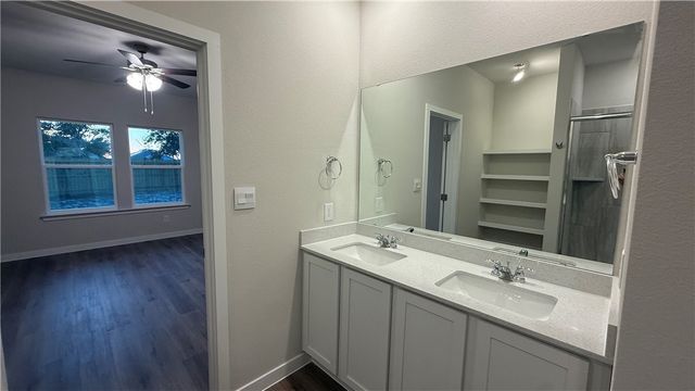 158 Kokomo Dr, Rockport, TX 78382