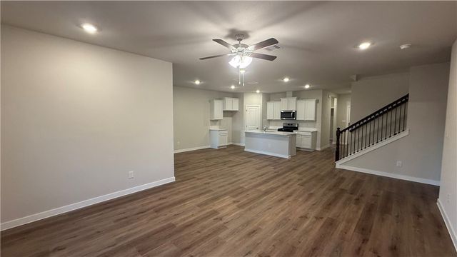 158 Kokomo Dr, Rockport, TX 78382