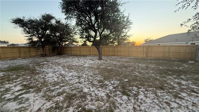 158 Kokomo Dr, Rockport, TX 78382