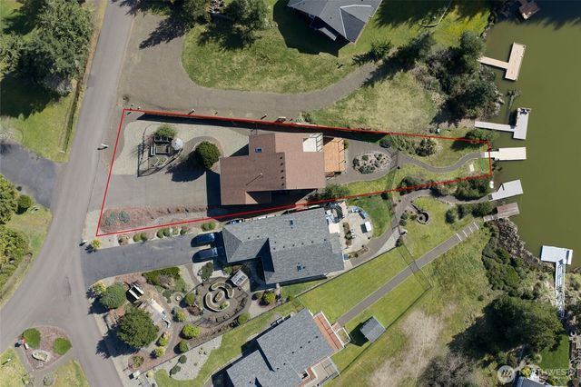 257 Chaparral Street SE, Ocean Shores, WA 98569