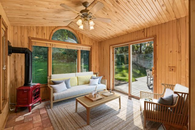 5027 Forest Glen Court, Savage, MN 55378