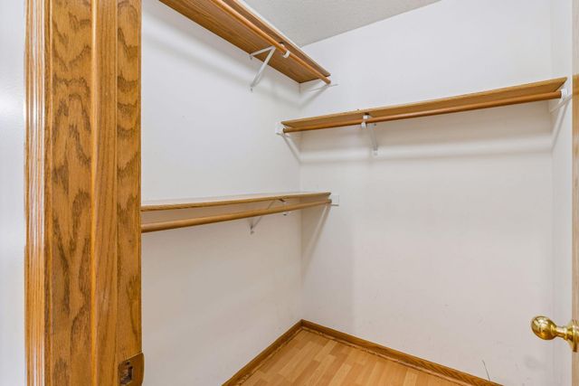 5027 Forest Glen Court, Savage, MN 55378