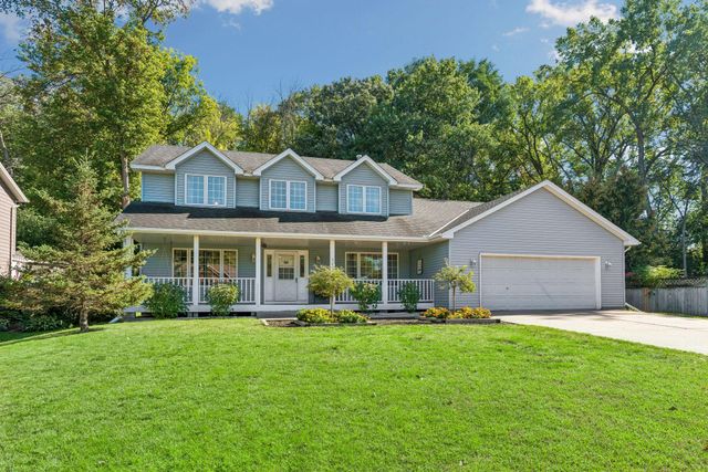 5027 Forest Glen Court, Savage, MN 55378
