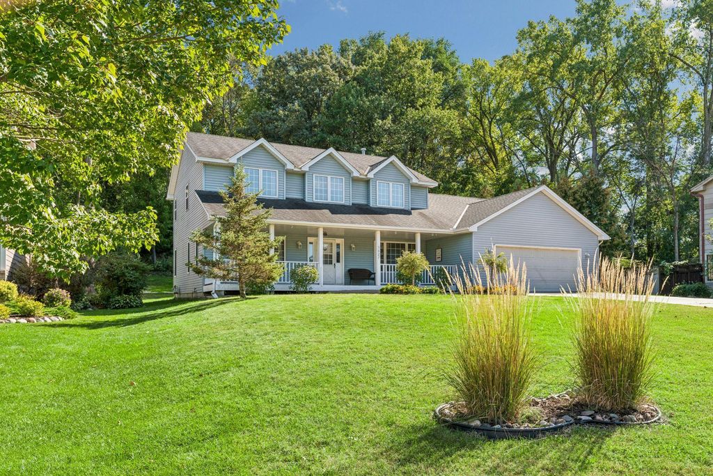 5027 Forest Glen Court, Savage, MN 55378 — exterior