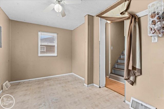 3547 Alvina Avenue, Warren, MI 48091