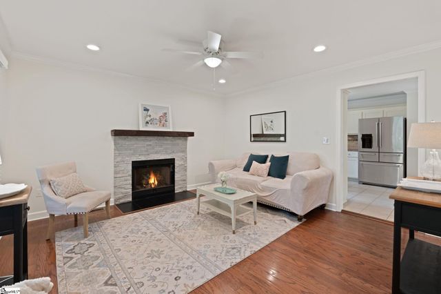 1031 Summit Drive, Greenville, SC 29609