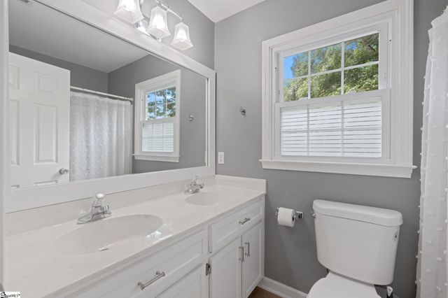 1031 Summit Drive, Greenville, SC 29609