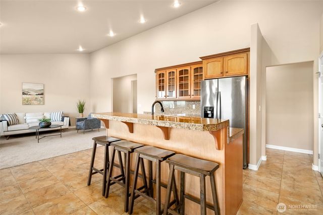 1992 Stoneridge Drive, East Wenatchee, WA 98802