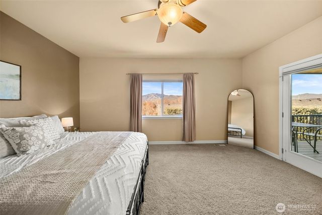 1992 Stoneridge Drive, East Wenatchee, WA 98802