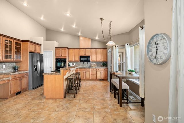 1992 Stoneridge Drive, East Wenatchee, WA 98802