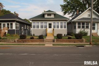 1525 25TH Street, Rock Island, IL 61201