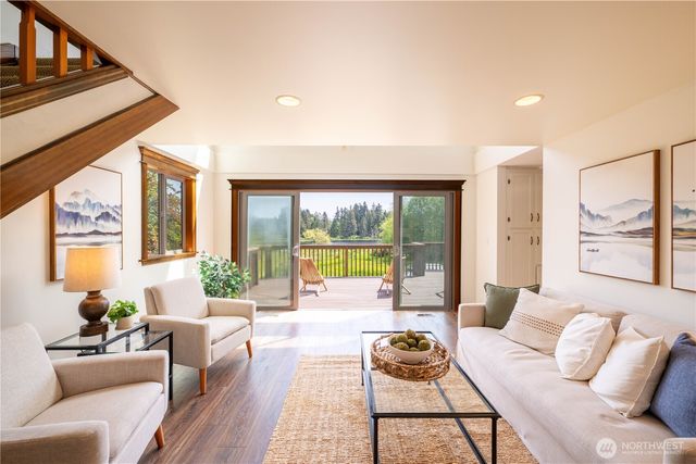 1109 S Davies Road, Lake Stevens, WA 98258